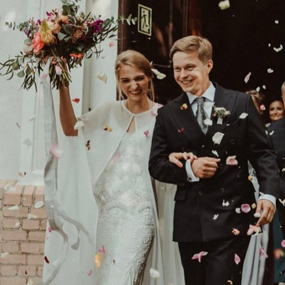 Meet Your Posher, Elle - Picture 8 of 13